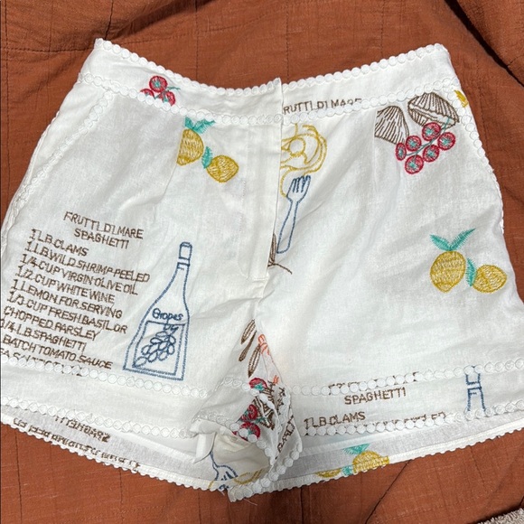 NWT Caroline Constas White Embroidered Women's Shorts sz 6 - Picture 1 of 5